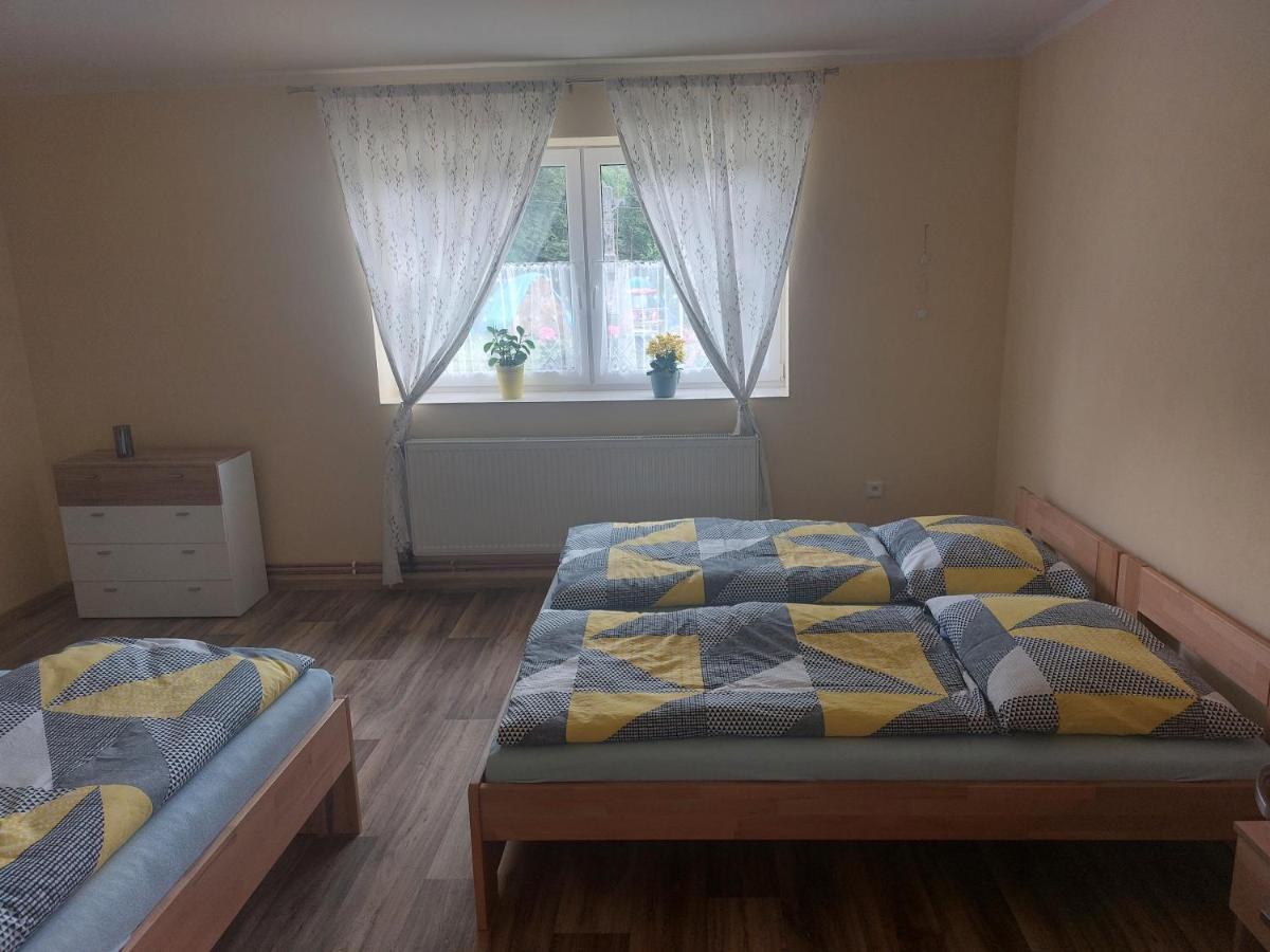 Apartmany U Mlyna Велке Лосины Экстерьер фото