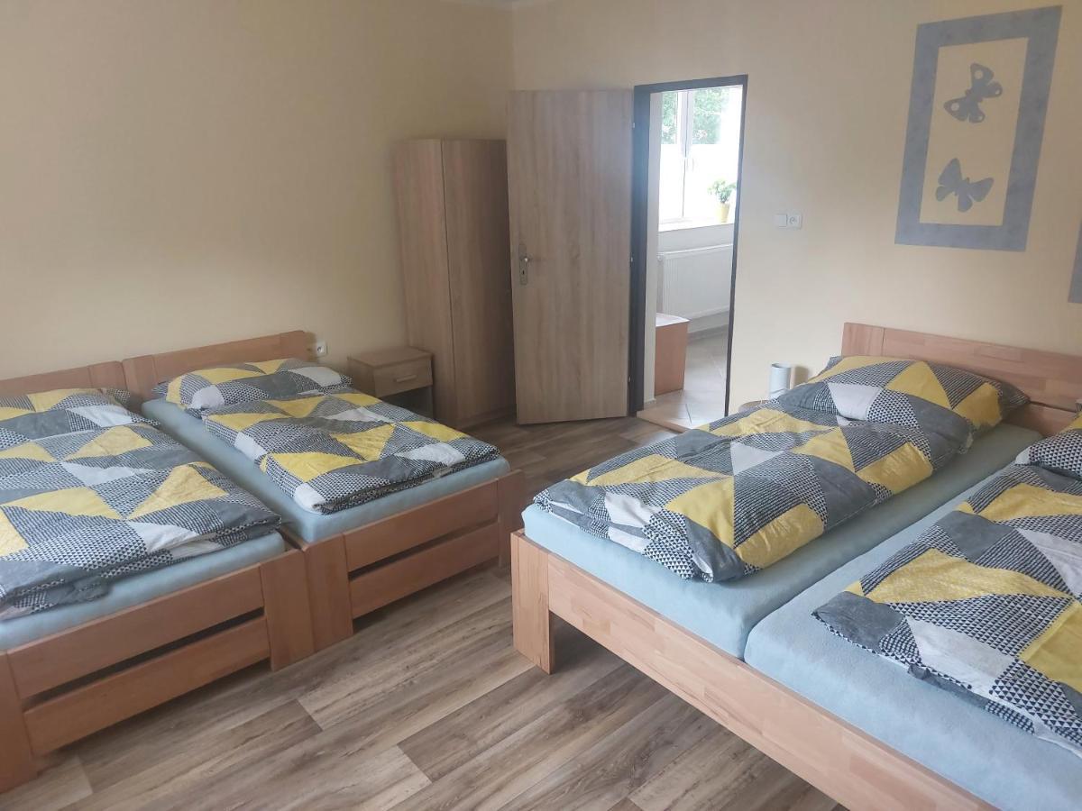 Apartmany U Mlyna Велке Лосины Экстерьер фото